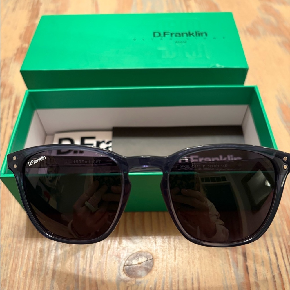 D Franklin ultra light SQ High Navy/Black NWOT